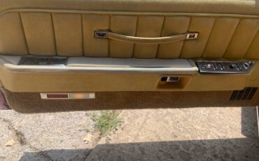 Lincoln-mark-lv-1975-custom-2