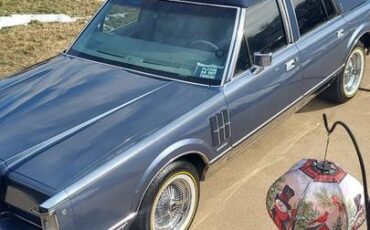 Lincoln-mark-six-1983-blue-3