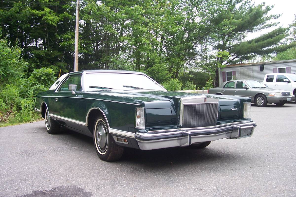Lincoln-mark-v-1978-green-3