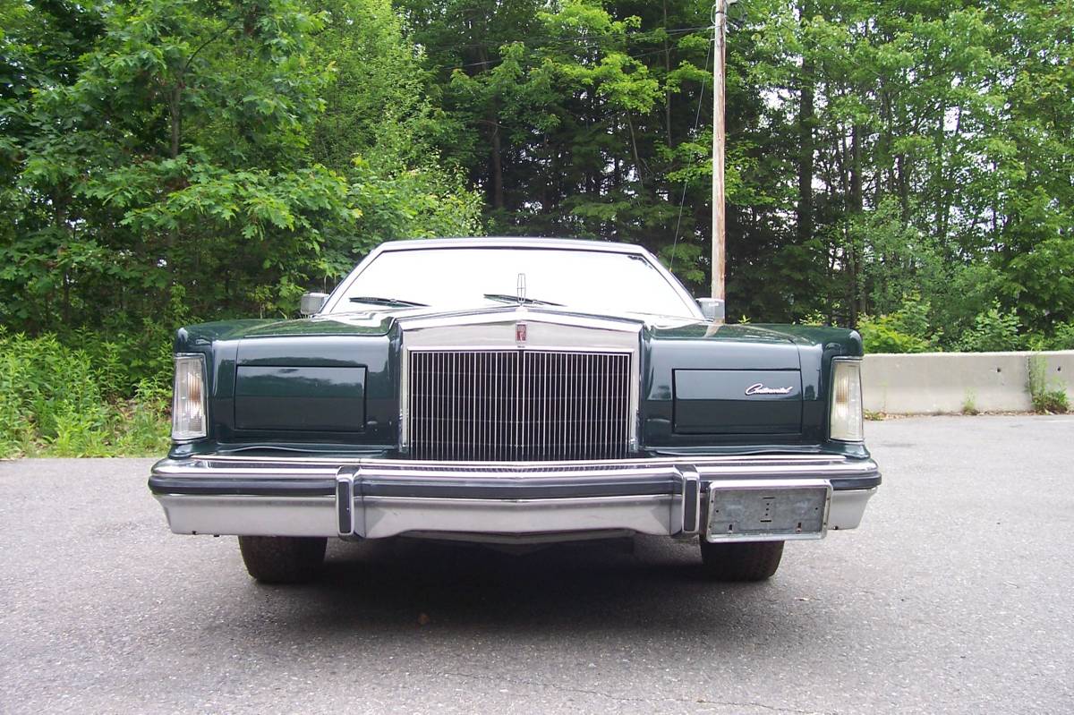 Lincoln-mark-v-1978-green-4
