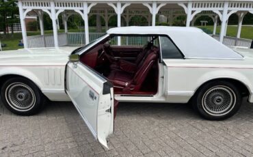 Lincoln-mark-v-1979-4