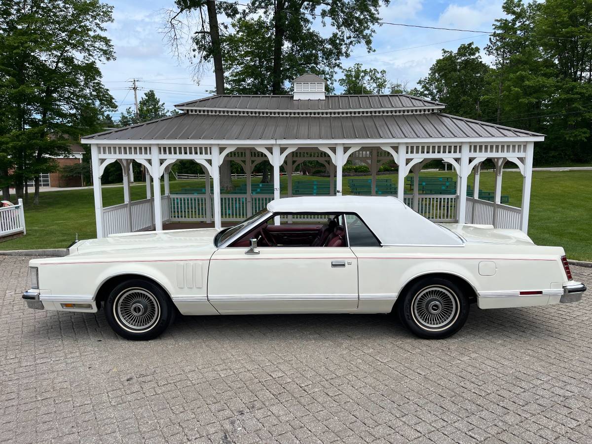 Lincoln-mark-v-1979-7
