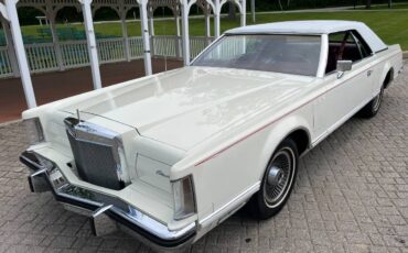 Lincoln-mark-v-1979-9