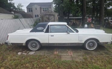 Lincoln-mark-vi-1982-white-5