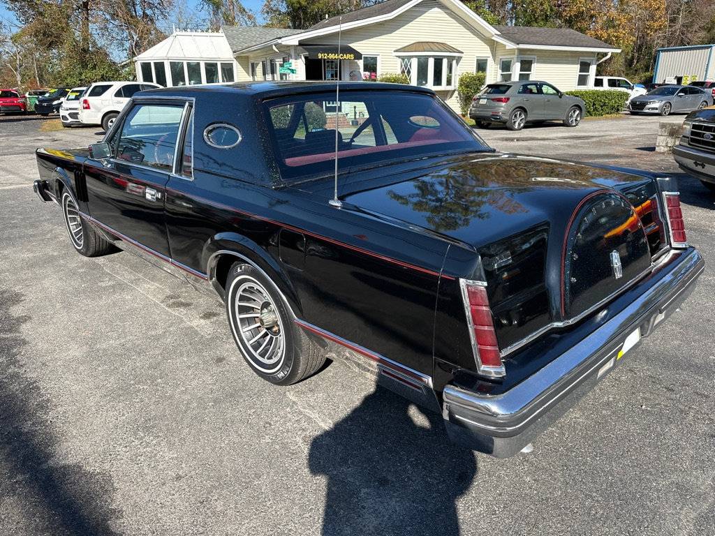Lincoln-mark-vi-1983-black-1