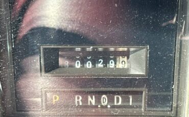 Lincoln-mark-vi-1983-black-6