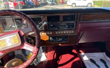 Lincoln-mark-vi-1983-black-7