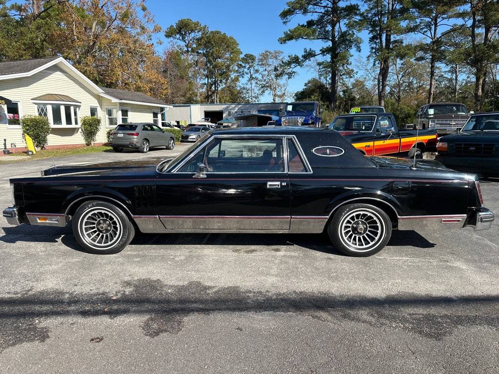 Lincoln-mark-vi-1983-black
