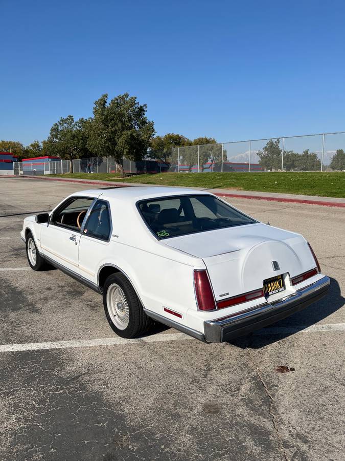Lincoln-mark-vii-1989-white-10