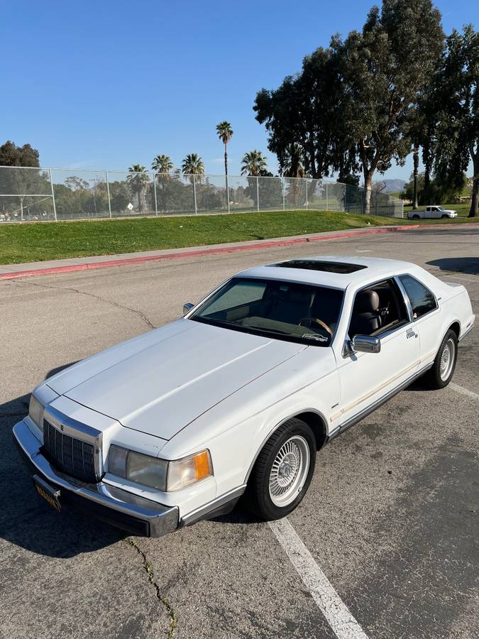 Lincoln-mark-vii-1989-white-9