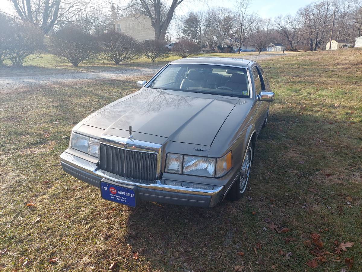 Lincoln-mark-viii-1986-brown-2