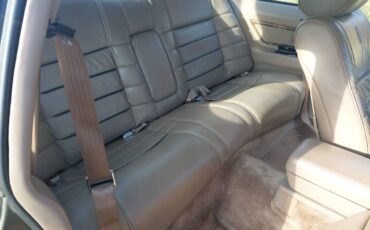 Lincoln-mark-viii-1986-brown-3