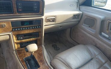 Lincoln-mark-viii-1986-brown-6