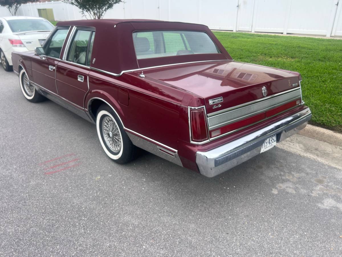 Lincoln-mark-viii-1989-red-5