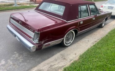 Lincoln-mark-viii-1989-red-6