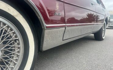 Lincoln-mark-viii-1989-red-9