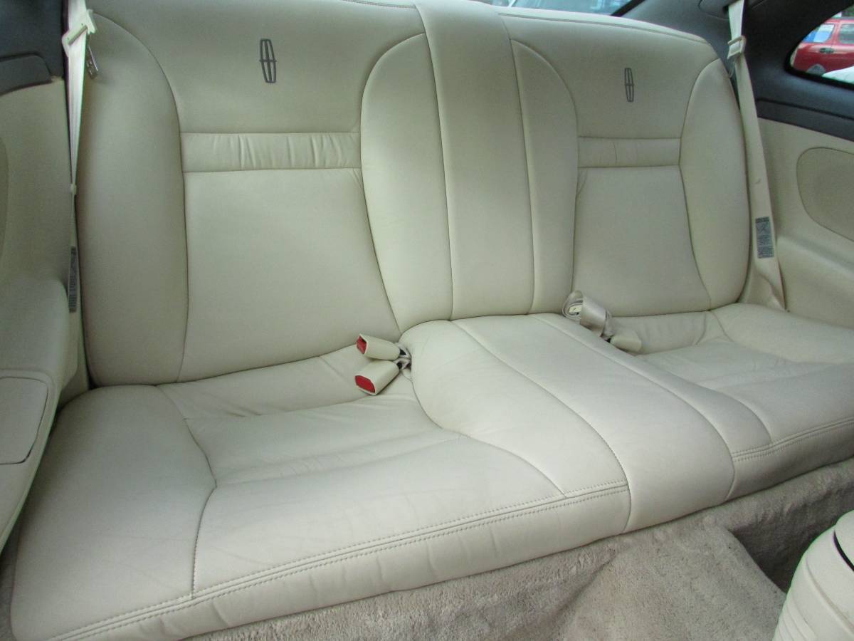 Lincoln-mark-viii-1995-14