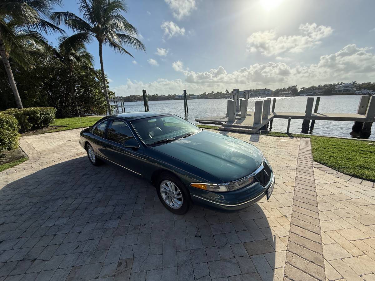 Lincoln-mark-viii-1995-green-14
