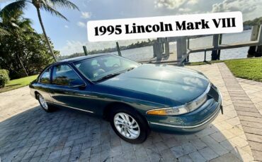 Lincoln-mark-viii-1995-green