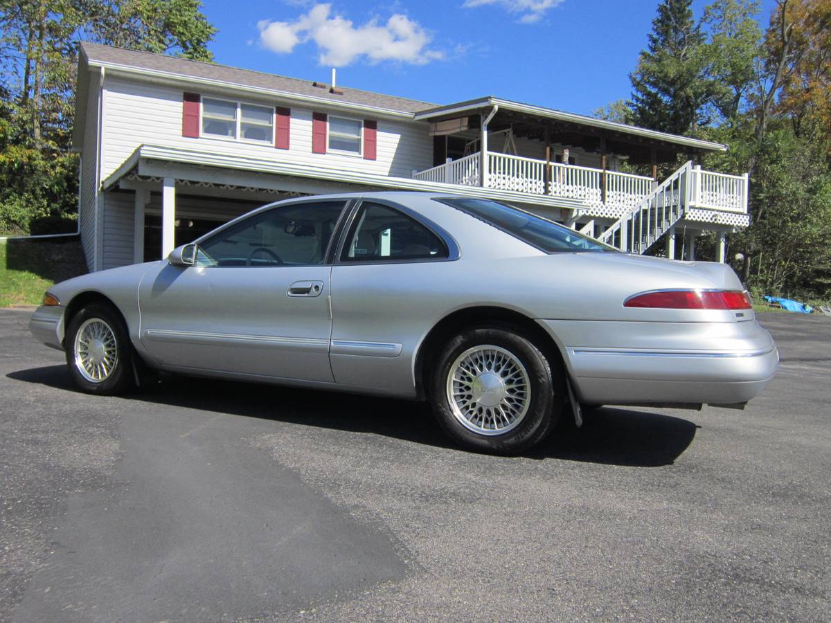 Lincoln-mark-viii-1995-silver-2