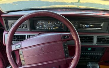 Lincoln-mark-vll-1991-red-10