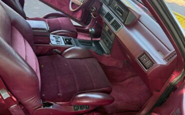 Lincoln-mark-vll-1991-red-17