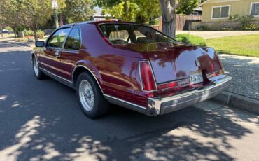 Lincoln-mark-vll-1991-red-2