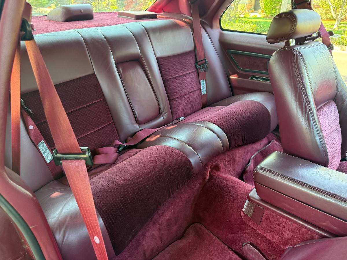 Lincoln-mark-vll-1991-red-7
