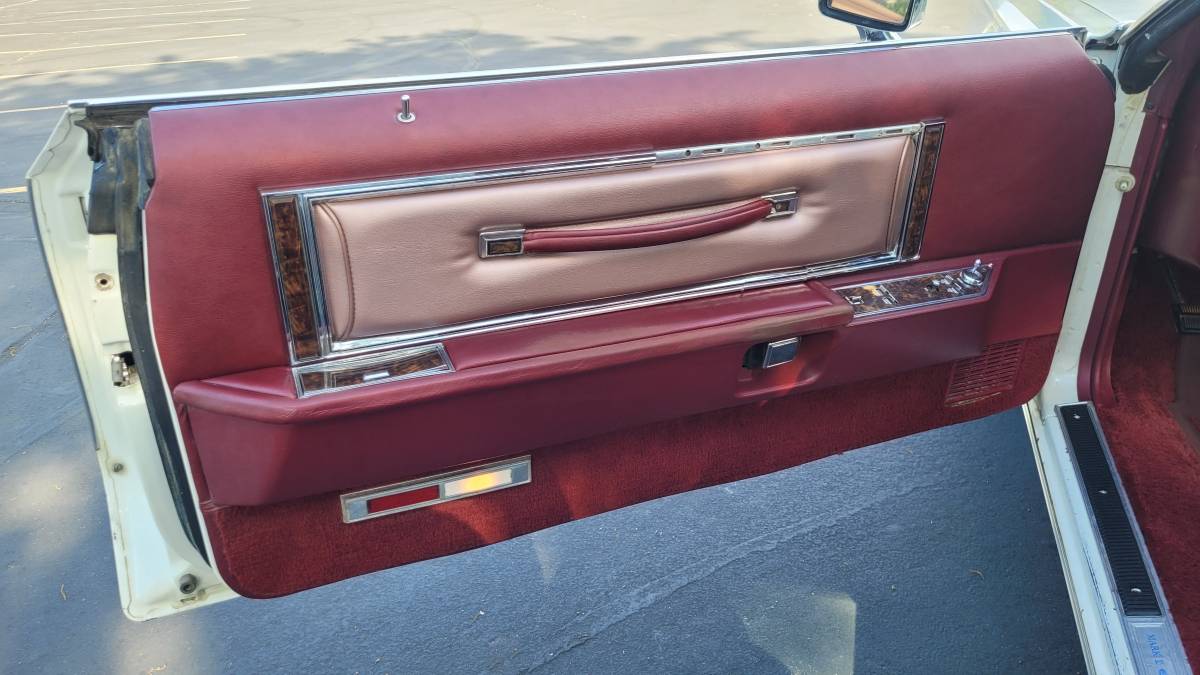 Lincoln-mk-v-1978-14