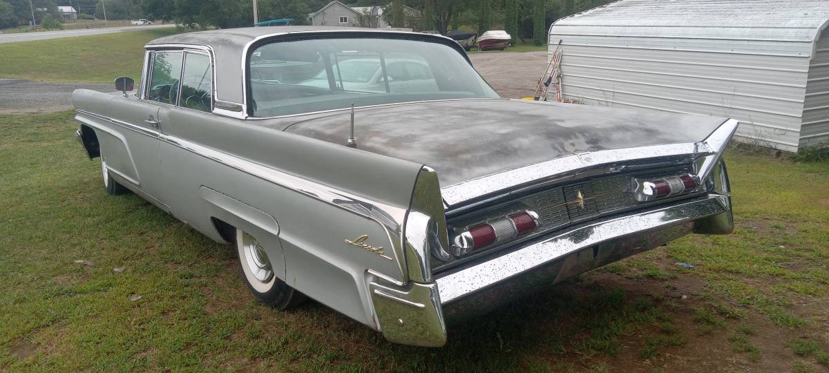 Lincoln-premiere-2-drhdtp-coupe-1960-silver-14