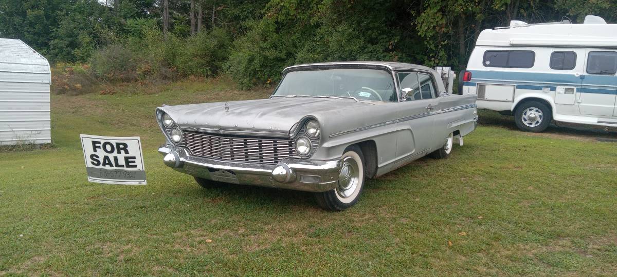 Lincoln-premiere-2-drhdtp-coupe-1960-silver-16