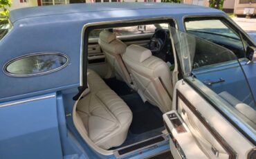 Lincoln-town-car-1979-5
