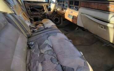 Lincoln-town-car-1986-brown-5