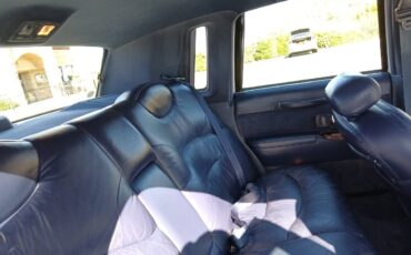 Lincoln-town-car-1995-10