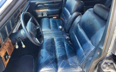 Lincoln-town-car-base-1987-blue-5