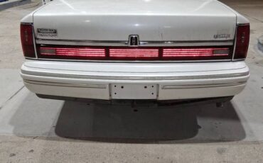Lincoln-town-car-cartier-1994-1
