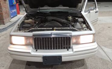 Lincoln-town-car-cartier-1994