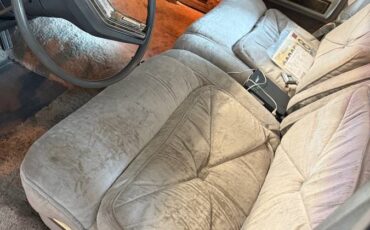 Lincoln-town-car-executive-1978-3