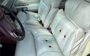 Lincoln-town-car-executive-1989-red-4