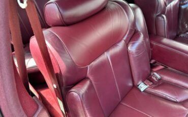 Lincoln-town-car-signature-1990-12