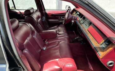 Lincoln-town-car-signature-1990-9