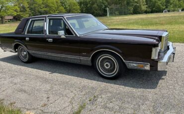 Lincoln-town-car-signature-edition-1988-purple-1