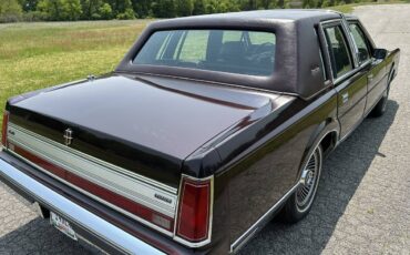 Lincoln-town-car-signature-edition-1988-purple-2