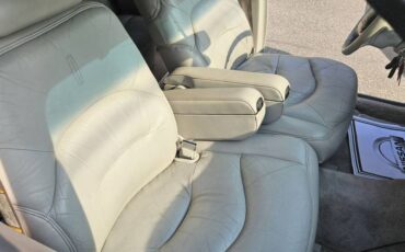 Lincoln-town-car-signature-spinnaker-edition-1995-silver-16