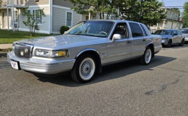 Lincoln-town-car-signature-spinnaker-edition-1995-silver-23