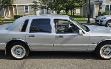 Lincoln-town-car-signature-spinnaker-edition-1995-silver-9