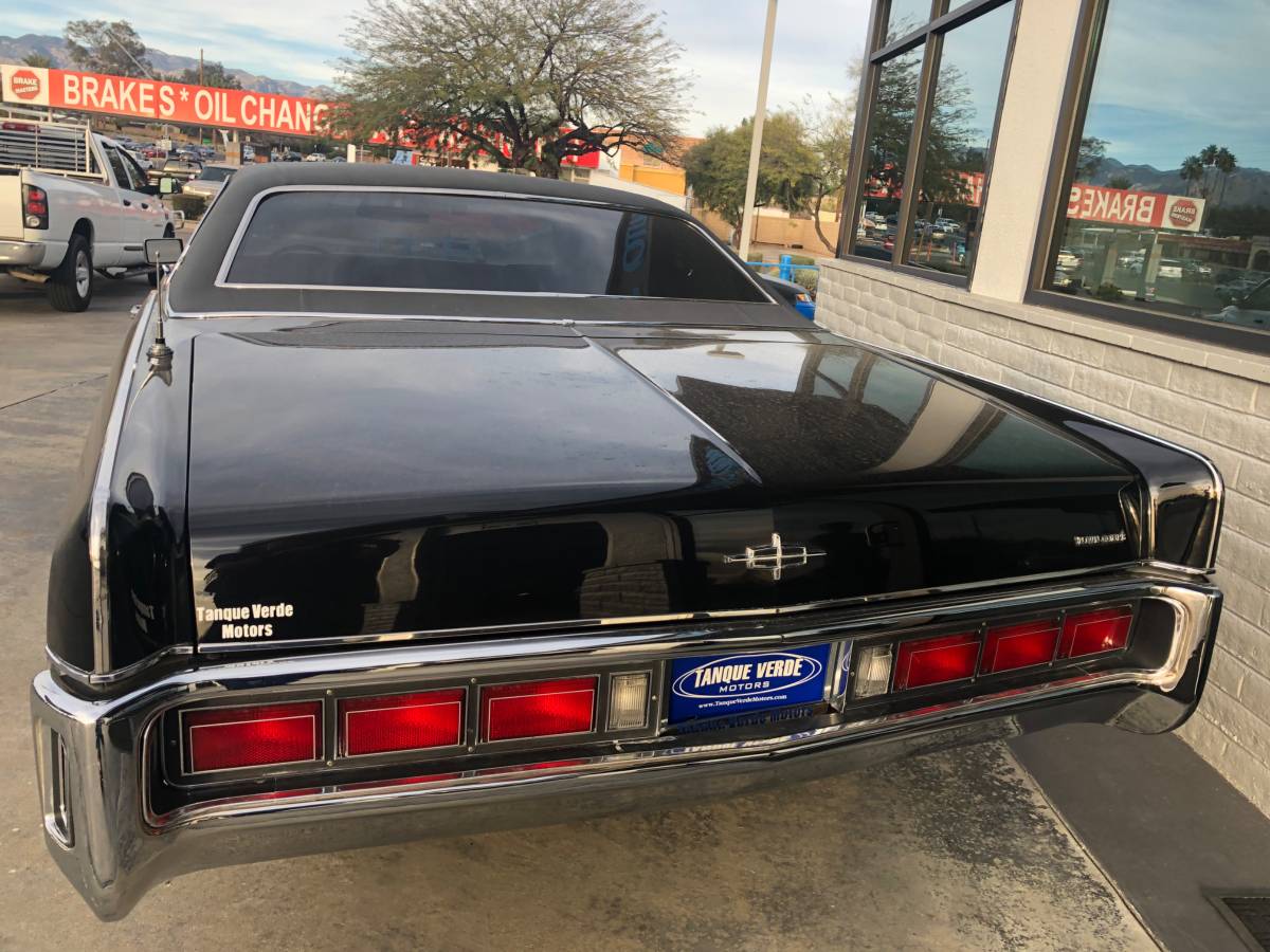 Lincoln-town-coupe-1973-black-1