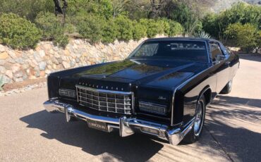 Lincoln-town-coupe-1973-black-11