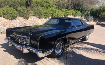 Lincoln-town-coupe-1973-black-12