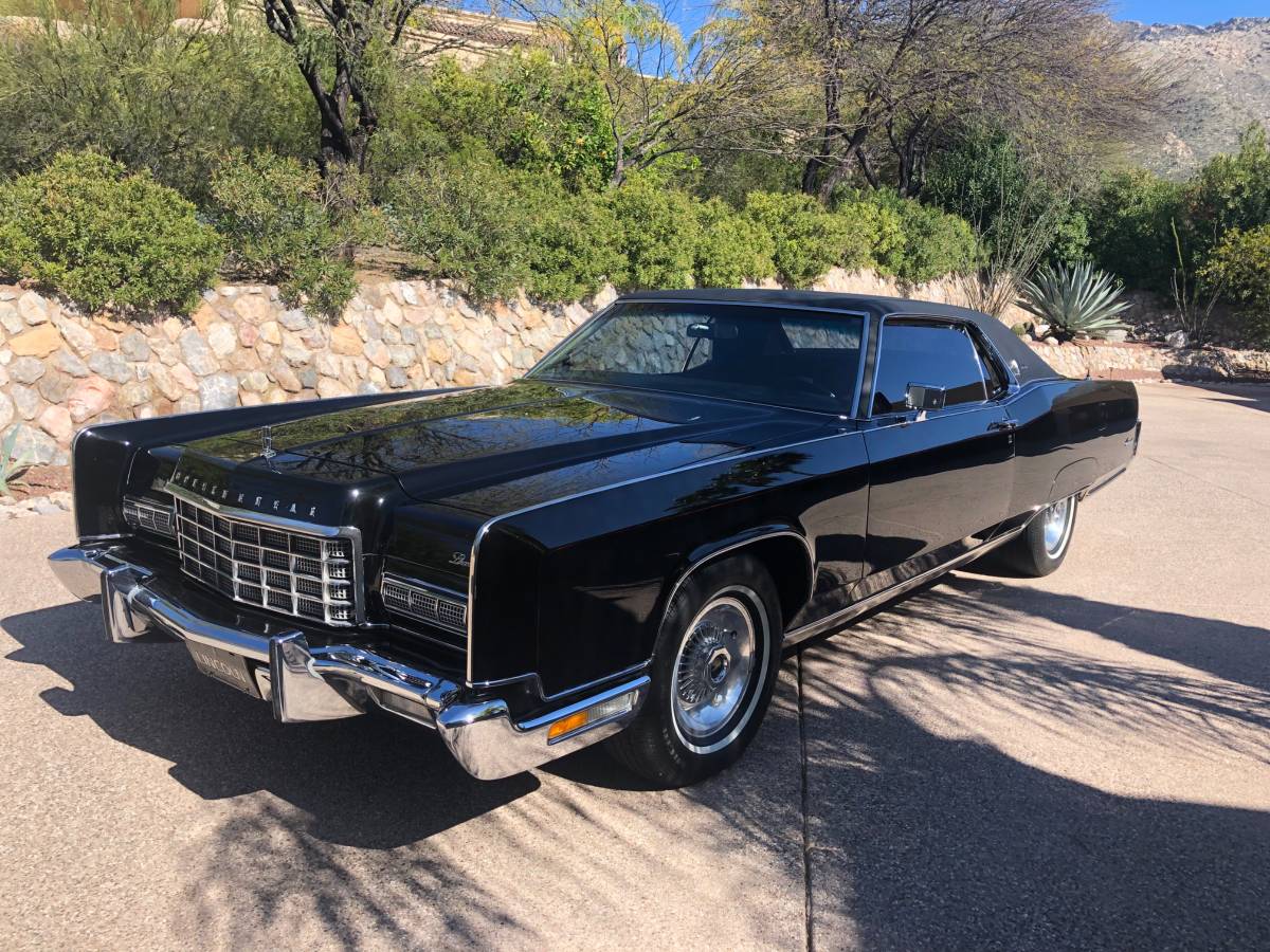 Lincoln-town-coupe-1973-black-12